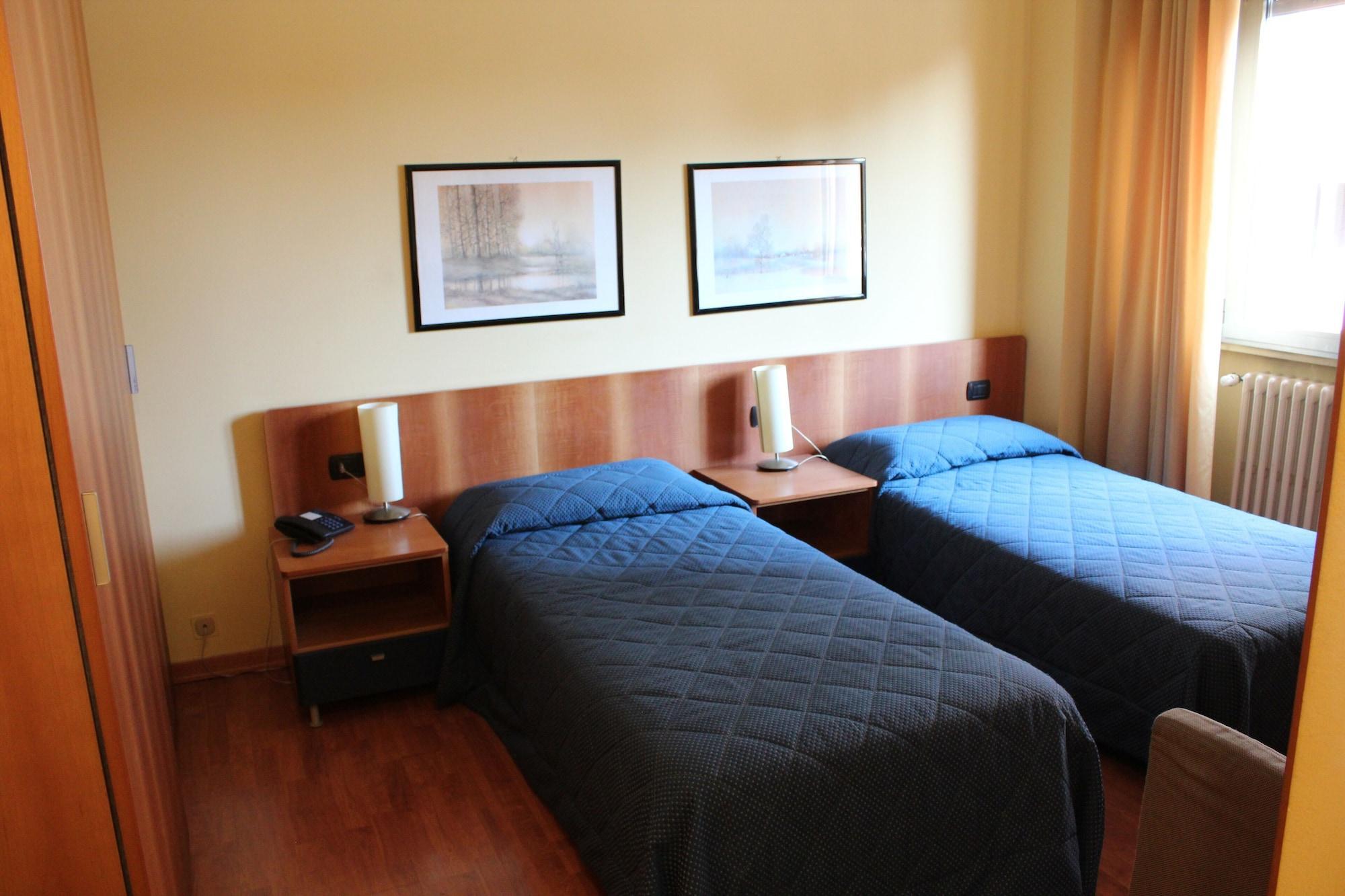 Hotel Selide Desio Exterior photo