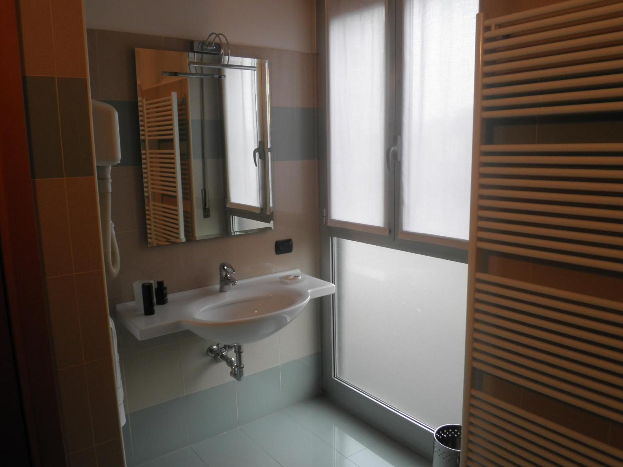 Hotel Selide Desio Exterior photo