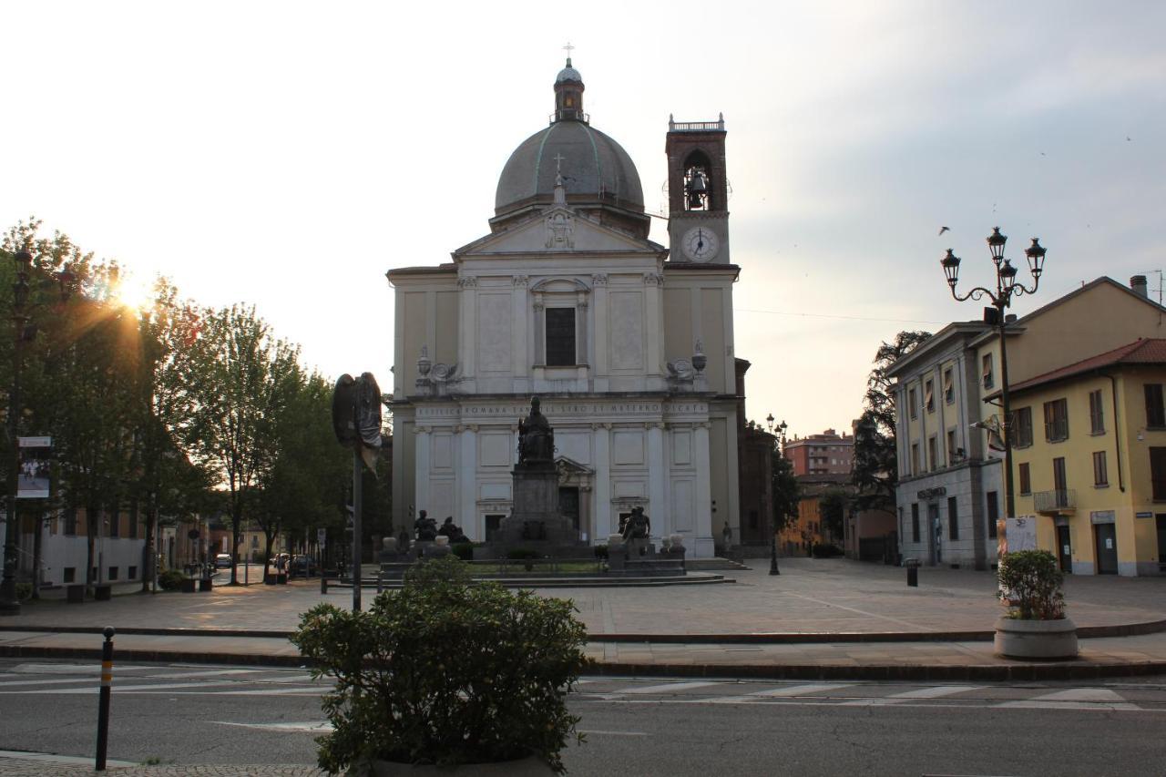 Hotel Selide Desio Exterior photo
